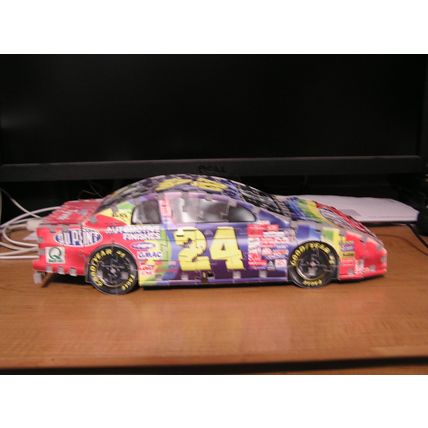 JEFF GORDON 1999 DuPPONT AUTO FINISHES CHEVEROLET MONTE WREBBIT Puzz3D Incomple