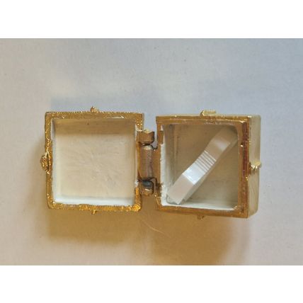 Vintage 1980's Gold Colour Parcel Pill Box