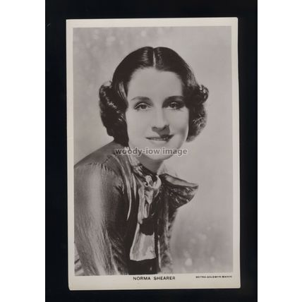 b0693 - Film Actress - Norma Shearer - MGM - Picturegoer No.206f - postcard
