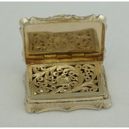 Nathaniel Mills Victorian Silver Gilt Vinaigrette, Birmingham 1844 - superb