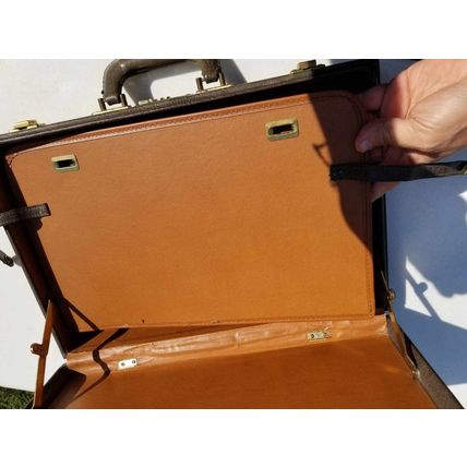 Vintage Dark Brown Leather Attache Briefcase Airway Presto Combination Lock