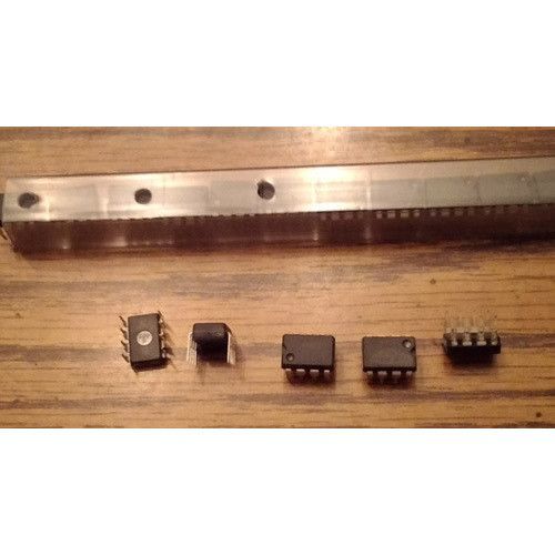 Lot of 17: National Semiconductor LM231N