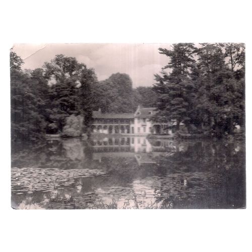 LA MAISON DE LA REINE , VERSAILLES, FRANCE .unused vintage postcard RP #