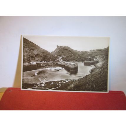 BOSCASTLE HARBOUR, CORNWALL unused postcard RP by Judges? 11649 =