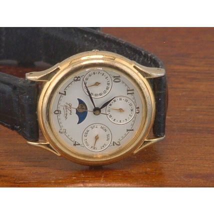 Pre-Owned Vintage Women’s Guess Moon Phase Dress Watch