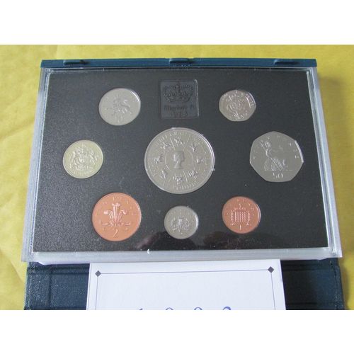 1993 QUEEN ELIZABETH II ROYAL MINT PROOF SET BLUE CASE. I
