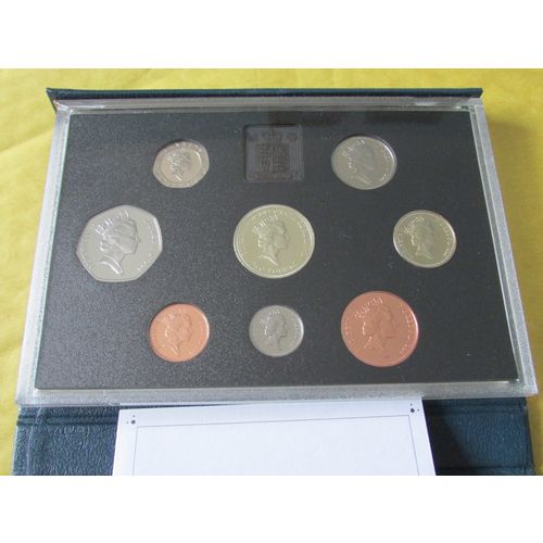 1994 QUEEN ELIZABETH II ROYAL MINT PROOF SET BLUE CASE. I