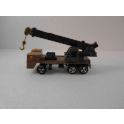Majorette Army Crane Savieh Grue (france base) (green) ok/good condition