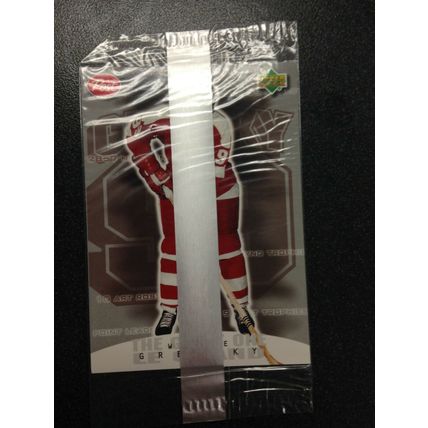 Wayne Gretzky Sault Ste. Marie Greyhounds hockey card POST cereal SEALED