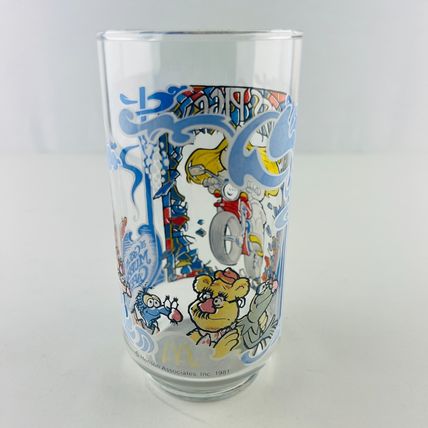 McDonalds Miss Piggy The Great Muppet Caper 1981 Drinking Glass Limited Edition