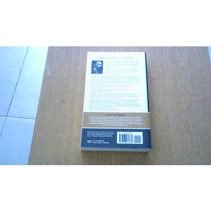 HEART OF DARKNESS by Joseph Conrad - Fifth Norton Critical Edition (Paperback)
