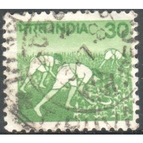 India 1979 - SG 926ab - 30p green - Harvesting Maize - used