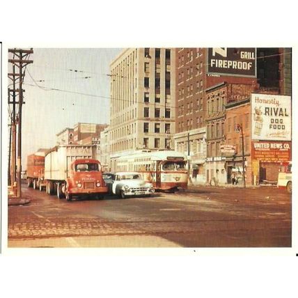DETROIT STREET RAILWAYS Car 223 Postcard (CT M-003)