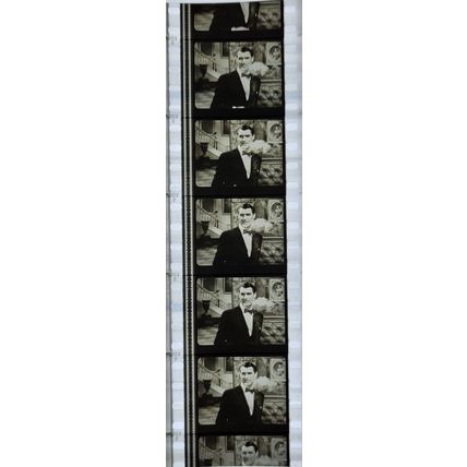 NOTORIOUS. Pk MTP - A003c. 1 STRIP OF 5 - 35MM FILMCELLS
