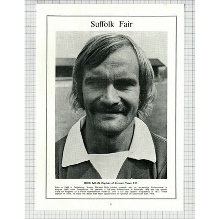 (6137) Mick Mills Ipswich Town Football Club Suffolk - 1975 Clip