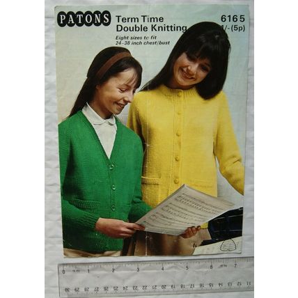 Vintage: Patons 6165 mother & daughter cardigans, DK