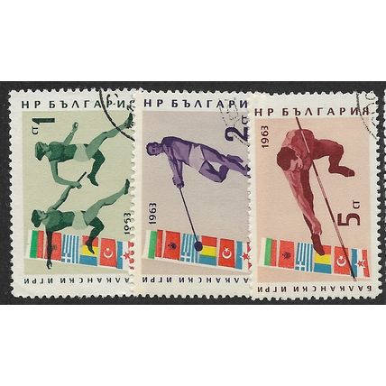 1963 3 different values - #1013 fine used (o)