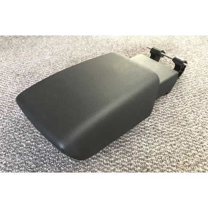 ASTRA J Mk6 Leather EXTENDING ARMREST from 2015 car pt no 200329800 with hinge