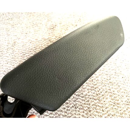 ASTRA J Mk6 Leather EXTENDING ARMREST from 2015 car pt no 200329800 with hinge