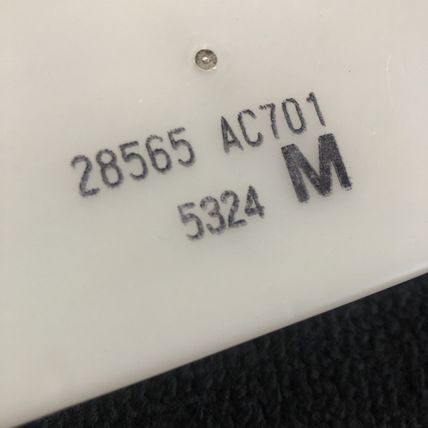 Infiniti 28565-AC701 Driver Power Seat Controller Control Assembly Module M/T
