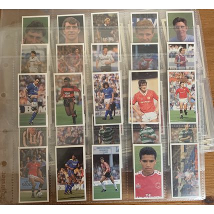 LARGE LOT ALMOST 300 Mixed Confectionery FOOTBALLER CARDS - Good Clean Lot.