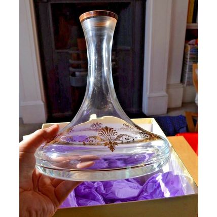 Vintage GLASS DECANTER wide base spirits BOXED The Royal Collection UNUSED