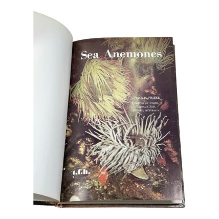 Sea Anemones By U. Erich Friese - Hardcover TFH Publications 1972 Pre-owned
