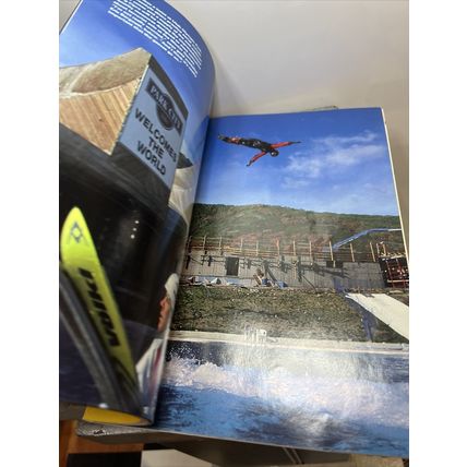 National Geographic Magazine February 2002 Etna Ignites Vintage Collectable .