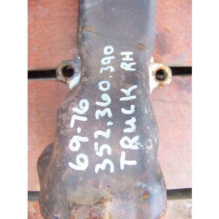 1975 1976 FORD TRUCK EXHAUST MANIFOLDS OEM #D5TE-9431-BC, D2TE-9430-AA