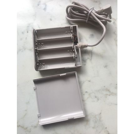 Battery powered connector for Avent Breastpump