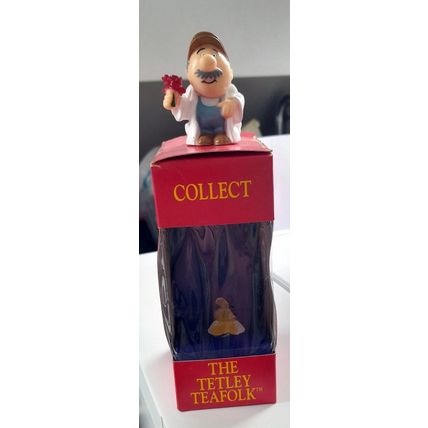 TETLEY TEAFOLK : GORDON : FIGURINE ::