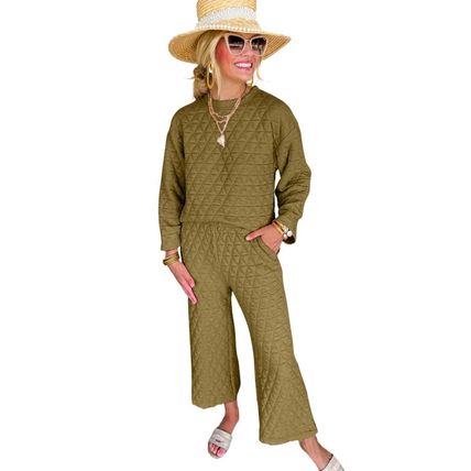 Sage Green Solid Quilted Pullover and Pants Outfit