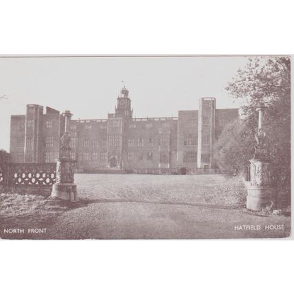 North Front Hatfield House Hatfield Hertfordshire Postcard (QHER375)