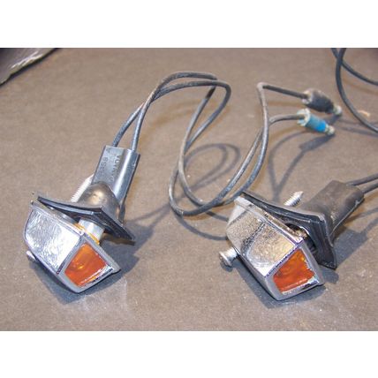 1973 74 Chrysler Dodge Plymouth Fender Turn Signals 40538A Canada