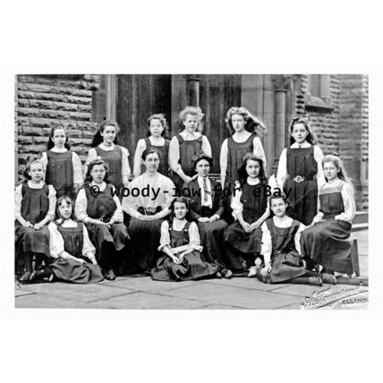 pt9836 - Elland , Group of School Girls , Yorkshire - Print 6x4