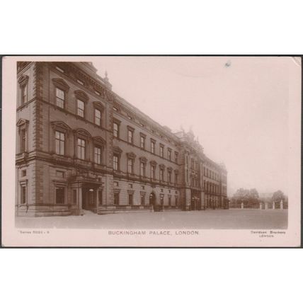 Buckingham Palace, London, 1907 - Davidson Bros RP Postcard
