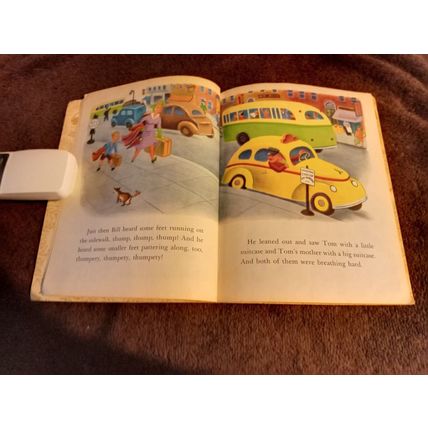 Little Golden Book The Taix That Hurried By Lucy Mitchell (Q) Edition 1972