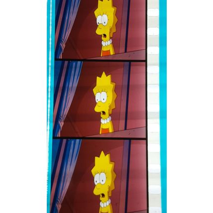 Simpsons Movie. Pk FE FE - 033G. 1 STRIP OF 5 - 35MM FILM CELLS