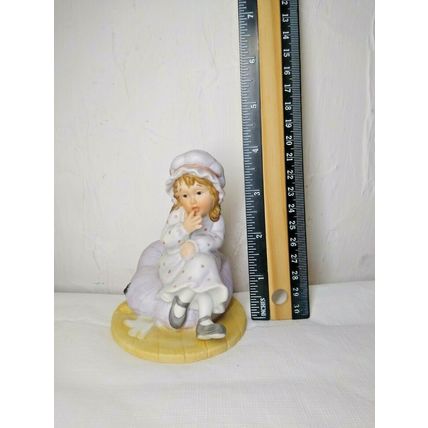 Little Miss Muffet Figurine "The Good Co." Adorable Collectible! NIB Never Displ