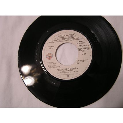 Donna Fargo Promo 45-PEACHER BERRY STEREO