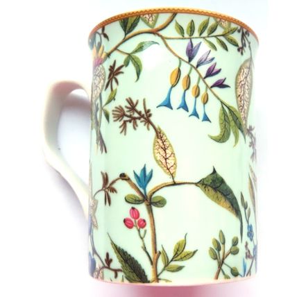 William Kilburn Mug Floral Design Fine China - Floral on a Pale Green Background