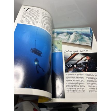 National Geographic Magazine November 1996 - Vintage Collectable ....o