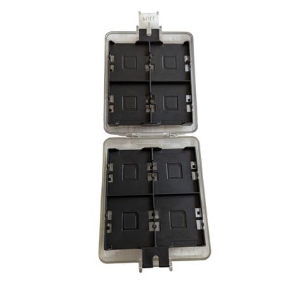 Merkury Brand Nintendo DS 16 Game Hard Case Clear Organizer Travel Plastic
