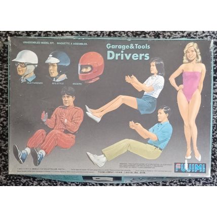 FUJIMI GARAGE AND TOOLS,DRIVERS KIT (SCARCE KIT) INCOMPLETE...UK FREEPOST