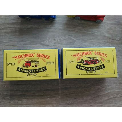 Matchbox - Recreations No9 Fire Tender & No17 Removal Truck