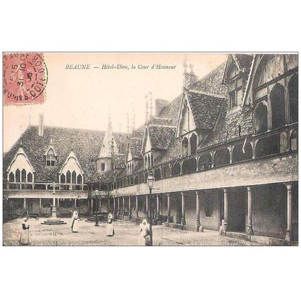 21 - BEAUNE - Hotel-Dieu, la Cour d'Honneur