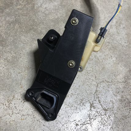 Volvo 9152856 Fuel Gas Door Latch Lock Release Solenoid +Wiring Plug Pigtail S70