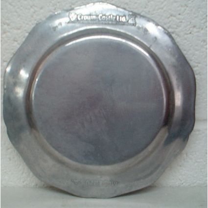 VINTAGE ' CROWN-CASTLE ' PEWTER Plate ( 6 1/4 inch )