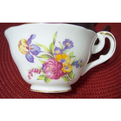 Vanderwood Teacup & Saucer White Yellow Pink Purple Floral Gold Trim Scalloped