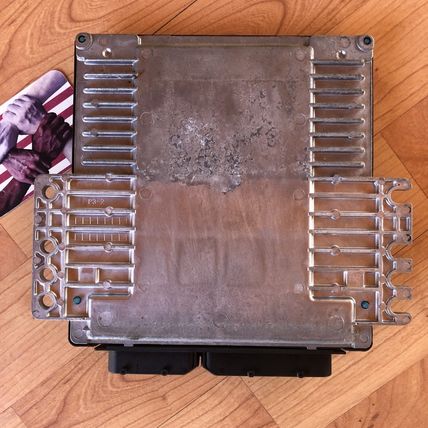 NISSAN HITACHI MEC31-961 A1 3625 ENGINE COMPUTER 2004 G35 Manual Transmission